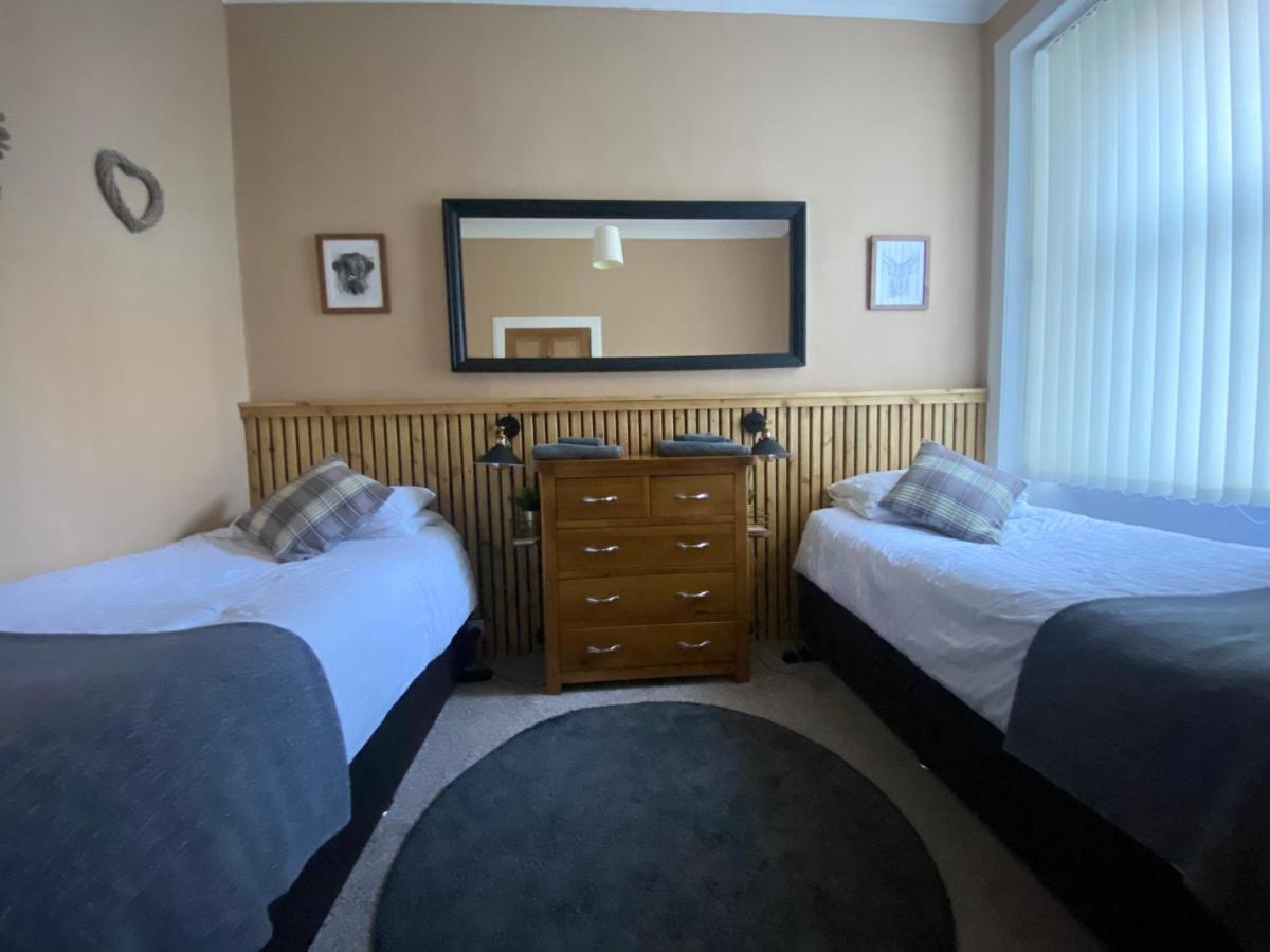 Roy Place Gdn Apartment Кембелтаун Екстериор снимка