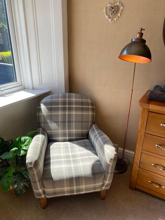 Roy Place Gdn Apartment Кембелтаун Екстериор снимка